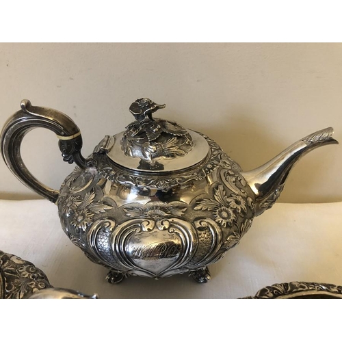 463 - Silver tea service, London 1843, possibly William Chawner 1400gms.