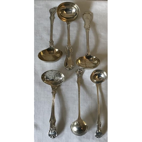 486 - An extensive suite of fine quality hallmarked silver cutlery in Kings shape Victoria pattern. Initia... 