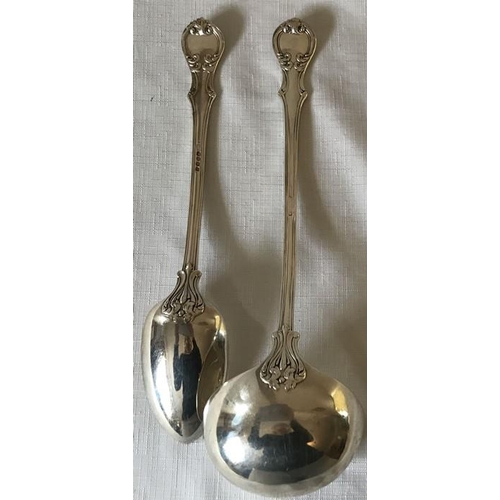 486 - An extensive suite of fine quality hallmarked silver cutlery in Kings shape Victoria pattern. Initia... 