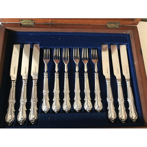 486 - An extensive suite of fine quality hallmarked silver cutlery in Kings shape Victoria pattern. Initia... 