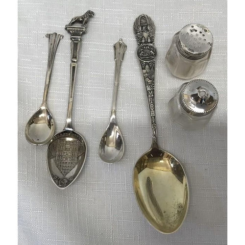 500 - Selection of silver inc small glass silver topped salt and pepper, Michigan spoon, condiment spoon, ... 