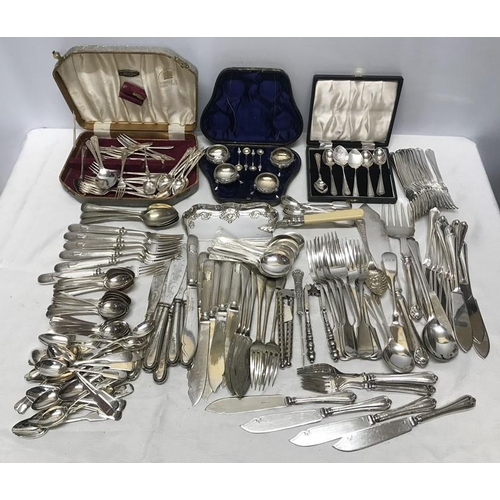 507 - Quantity of silver plated cutlery and table ware, cased set of  salts, nutcrackers, cake server etc.