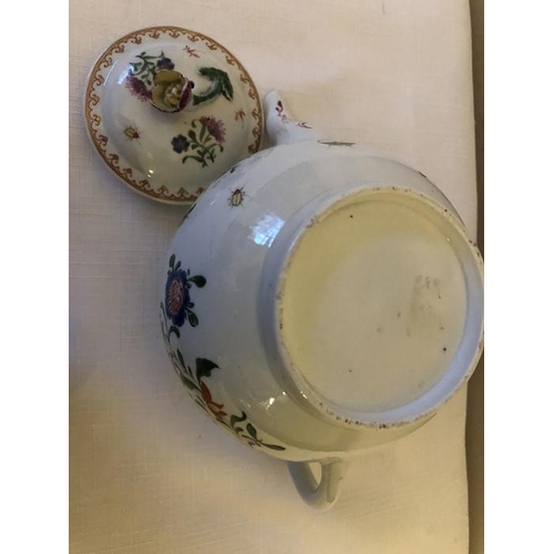 76 - 18th century Worchester porcelain teapot, outside probably decorated by James Giles.