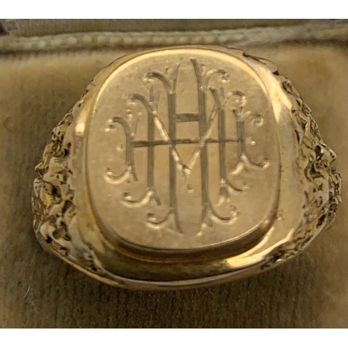 116 - A 9ct gold signet ring, size Q/R, 7.6gms.