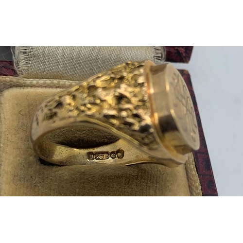 116 - A 9ct gold signet ring, size Q/R, 7.6gms.