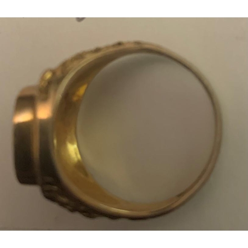 116 - A 9ct gold signet ring, size Q/R, 7.6gms.