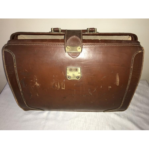 1201 - Vintage leather briefcase 43 x 32cms.