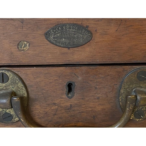 1222 - A mahogany cased sextant, label on case B.Cooke & Son Ltd, est 1863, instrument makers Hull. Sextant... 