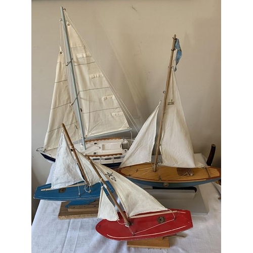 1243 - A quantity of vintage pond yachts etc. including Star.