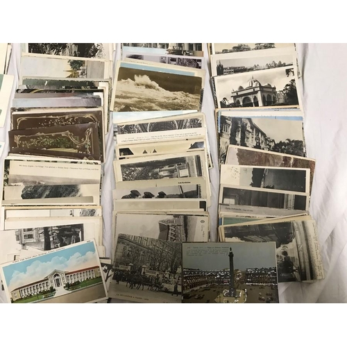 1252 - Collection of early 20thC foreign postcards, topographical views, France, Italy, Spain, Ceylon, USA ... 