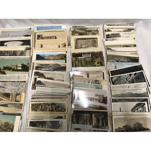 1252 - Collection of early 20thC foreign postcards, topographical views, France, Italy, Spain, Ceylon, USA ... 