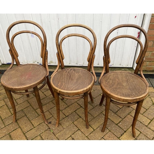 1614 - Five early 20thC bentwood  chairs, two painted.