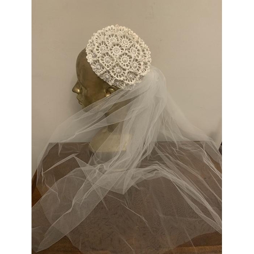 175 - A vintage bridal headdress with veil in original box from Kendals, Manchester.