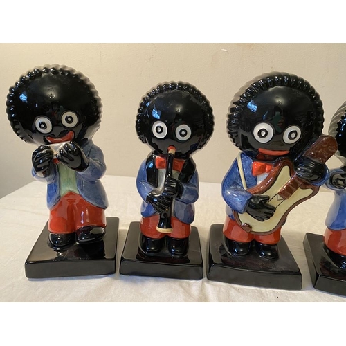 208 - Five limited edition Carlton Ware Robertson Golly Band figures, approx. 20cms h, Violinist 50/250 wi... 