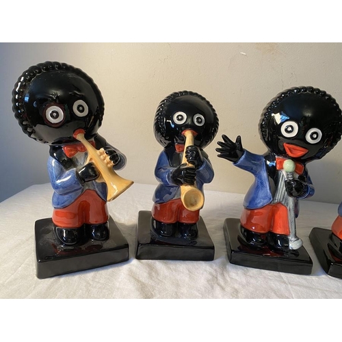 210 - Five limited edition Carlton Ware Robertson Golly band figures to include Accordion 133/1000, Double... 