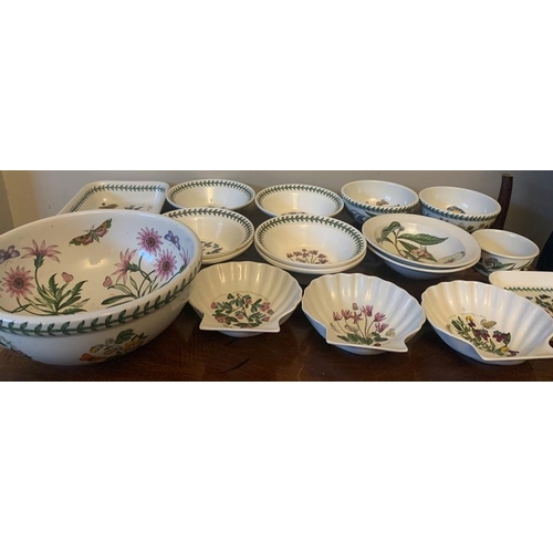 293 - A quantity of Portmeirion, mainly Botanic Garden pottery to include plates, bowls, shell dishes, fru... 