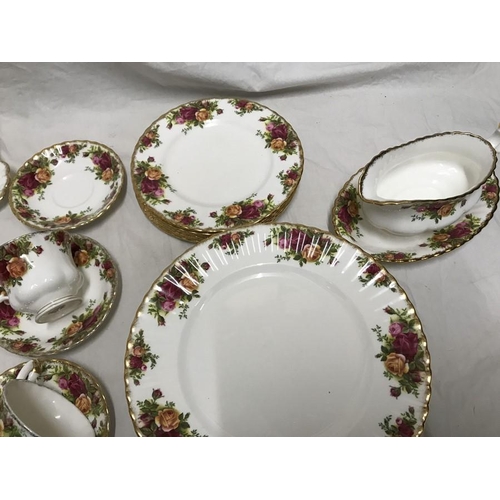 339 - Royal Albert Old Country Roses tea and dinner war, tea set, teapot, milk and sugar bowl, 6 side plat... 