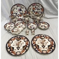 Masons Mandalay pattern dinner ware, 2 large plates 26cms w, three graduating jugs 16cms, 15cms and ... 