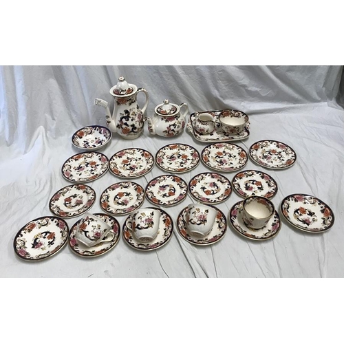 341 - Masons Mandalay tea ware, 26 pieces, tea and coffee pot, milk, sugar bowl, cake plate, 5 side plates... 