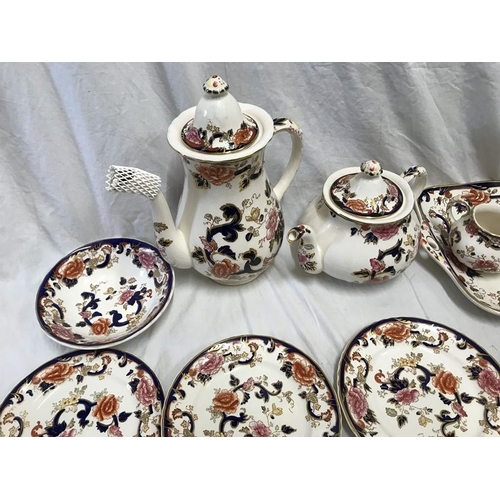 341 - Masons Mandalay tea ware, 26 pieces, tea and coffee pot, milk, sugar bowl, cake plate, 5 side plates... 