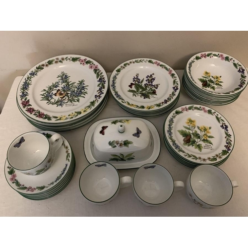 376 - Royal Worcester part dinner and tea service 'Worcester Herbs' 6 x 26cms d plates, 6 x 21cms d plates... 