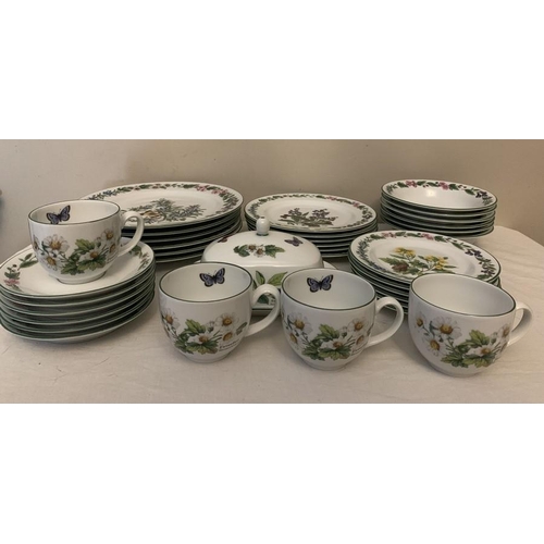 376 - Royal Worcester part dinner and tea service 'Worcester Herbs' 6 x 26cms d plates, 6 x 21cms d plates... 