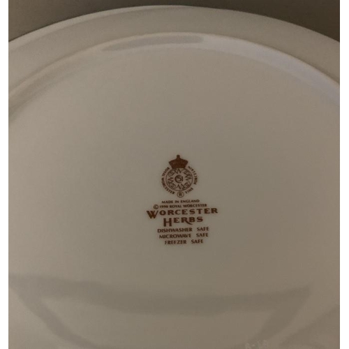 376 - Royal Worcester part dinner and tea service 'Worcester Herbs' 6 x 26cms d plates, 6 x 21cms d plates... 