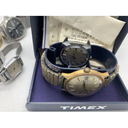 710 - Various vintage gentleman's and ladies watches to include Timex. Seiko, Solo & K.