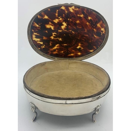 725 - Hallmarked silver and tortoiseshell pique trinket box with velvet lining. London 1906, maker William... 