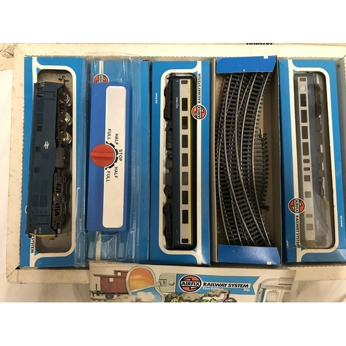 833 - Airfix 00 Inter City Train set, boxed. A1A Class 31/4 Diesel locomotive, carriages and track with a ... 