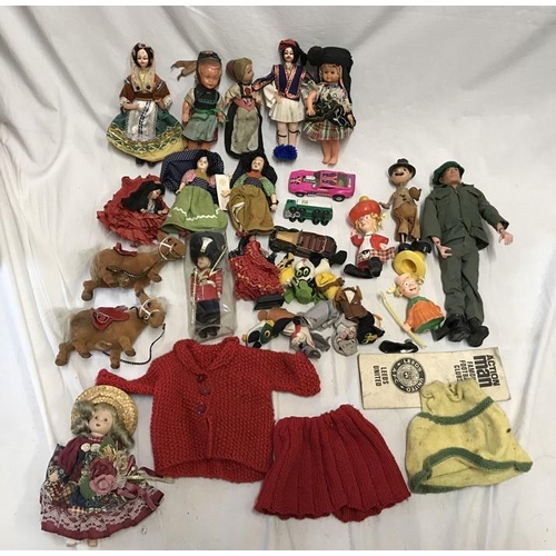 834 - International dress dolls x 11, Palitoy Action Man figure, Diddy men, small felt toys, dolls clothin... 