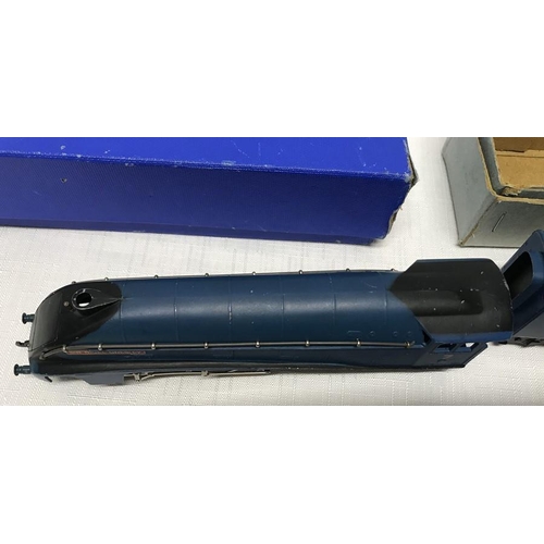 835 - Hornby Dublo train engine, Sir Nigel Gresley with a tender.