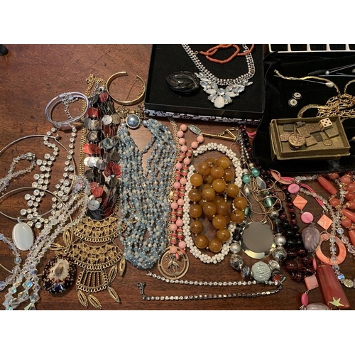 84 - A huge collection of costume jewellery to include watches, necklaces, bracelets, Pierre Cardin earri... 