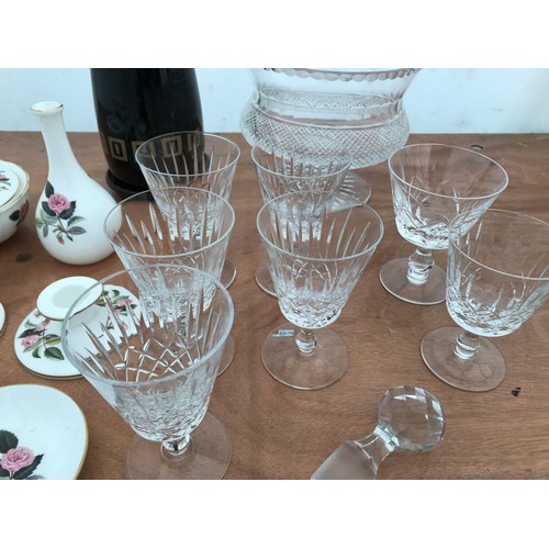 41 - A mixed lot to include Wedgwood Hathaway Rose trinket dishes, candlestick and small vase, a cut glas... 