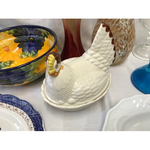 45 - A mixed lot of pottery and glassware to include Royal Doulton willow pattern meat plate 41cm, a Roya... 
