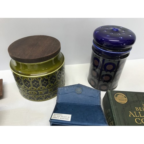 55 - A mixed lot to include Hornsea Pottery coffee jar 11.5cm h and condiments on a teak tray, a large si... 