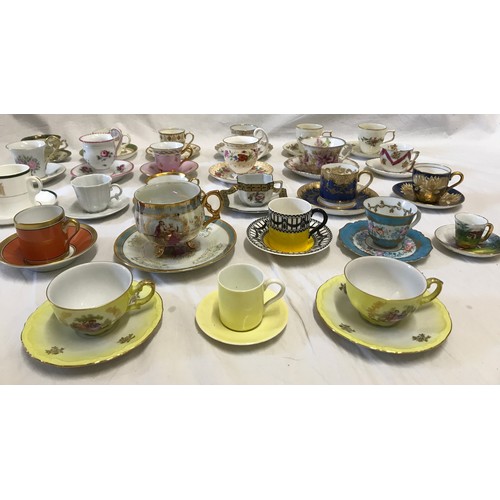 162 - A collection of 26 fine china cups and saucers to include, Royal Worcester, Wedgewood, Limoges, Dres... 