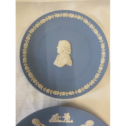 165 - A collection of five Wedgwood Jasperware plates to include: York Minster 1987, Westminster Abbey 198... 