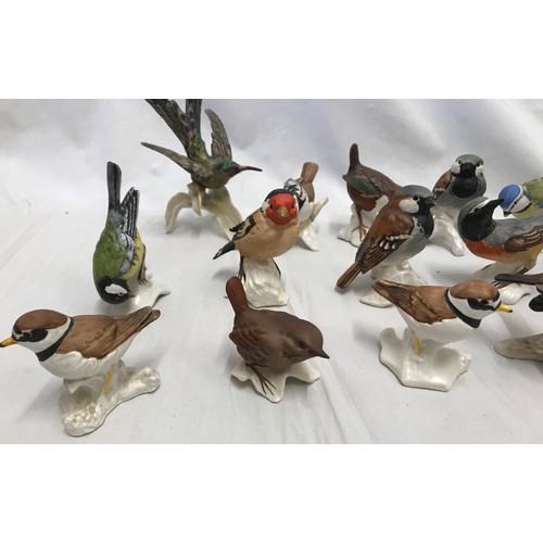 217 - Goebel of West Germany Wildlife collection of 24 ceramic birds, tallest approx 12.5cms. All with Goe... 