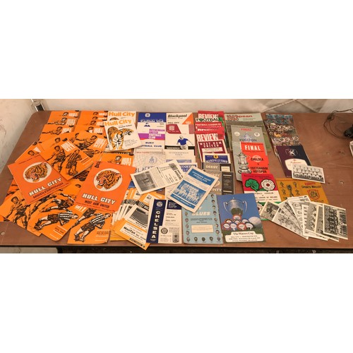 902 - A collection of football programmes to include Hull City home and away seasons 66/67 and others, tog... 