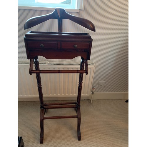 1490 - Reproduction mahogany gents dressing stand with two drawers. 116 h x 60 w x 30cms d.