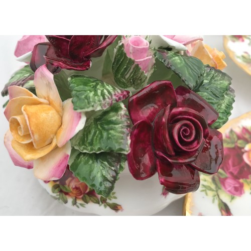 75 - A mixed selection of Old Country Roses comprising 17 pieces : side plate 21cms, saucers 16cms, pin d... 