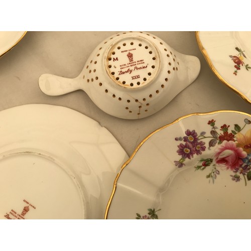 85 - A Royal Crown Derby 34 piece part tea service, Derby Posies comprising: 6 cups 7cms h, 10 saucers, 1... 