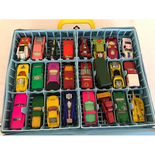 690 - A Matchbox Superfast Collectors Carrying Case and contents. Includes 44 assorted matchbox vehicles.