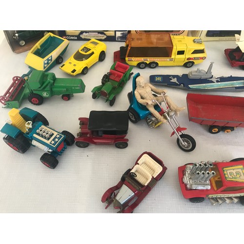 695 - A collection of Diecast  toy vehicles to include Matchbox, Lesney, one Corgi, boxed Lledo, boxed Mat... 