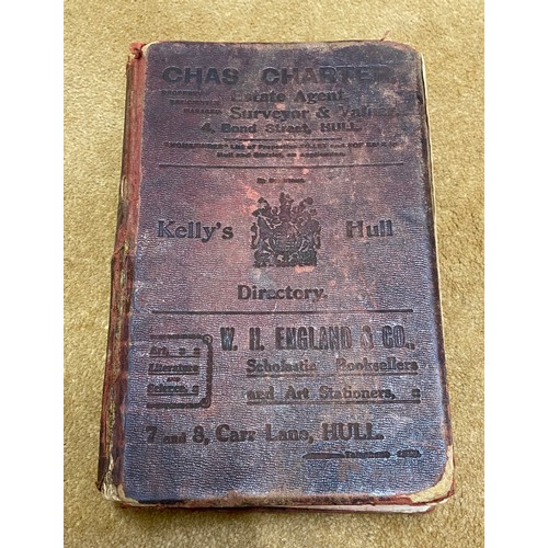 771 - A selection of 20 hard back books of various subjects to include: Kelly's Directory of Hull 1915, Th... 