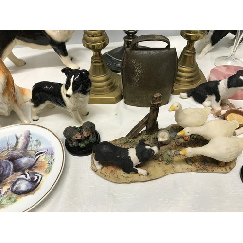 915 - A mixed selection to include silver plated candelabra, brass candle sticks 27cms h, cowbell, pottery... 