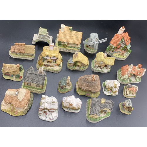 66 - A quantity of Lilliput Lane and David Winter cottages to include Cotswold Cottage, The Model Daisy e... 