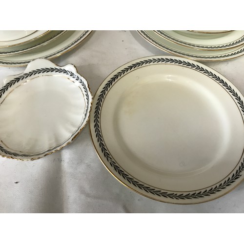 60 - Paragon bone china part tea set, 19 pieces, cake plate 24cms w, 4 cups 8cms h, 4 side plates 18cms w... 