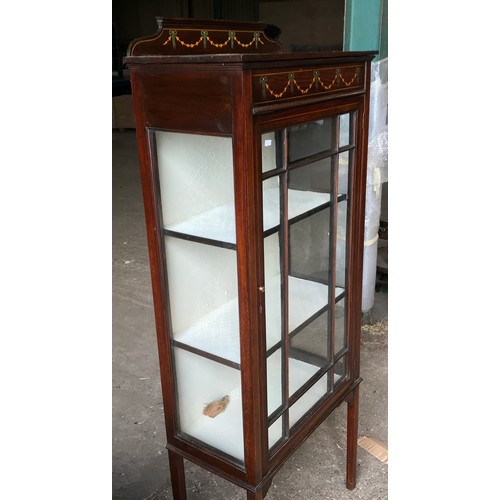 742 - An Edwardian mahogany inlaid display cabinet. Height to back 147cms x 59ms w x 30cms d. With key.